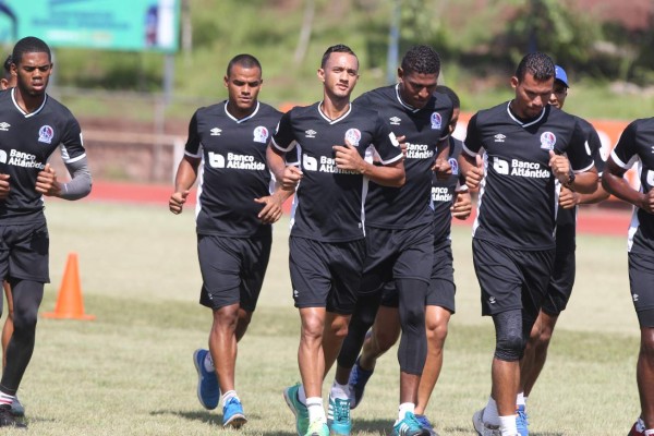 ¡Renovado! El 11 con el que Olimpia jugaría amistoso ante Alajuelense