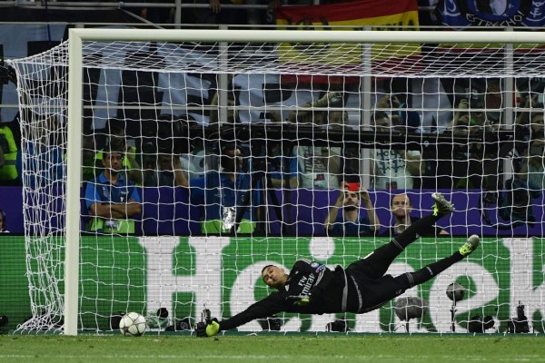 Keylor Navas, del momento que cambió la historia a un festejo íntimo