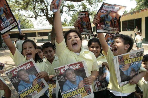 Imágenes gloriosas: Las grandes coberturas y celebraciones de DIEZ en sus 15 años de historia