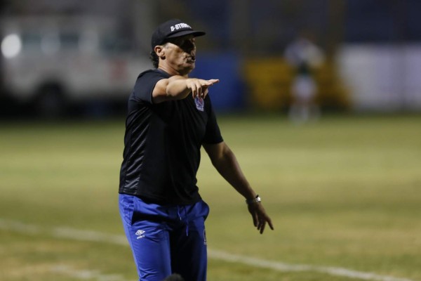 OFICIAL: Así será el primer 11 de Olimpia que confirmó Pedro Troglio