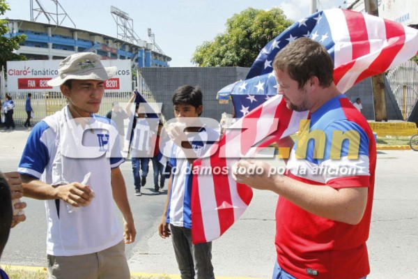 San Pedro Sula vibra previo al Honduras-Estados Unidos en el Olímpico