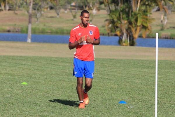 Los jugadores que se tambalean en el Olimpia con la llegada de Pedro Troglio
