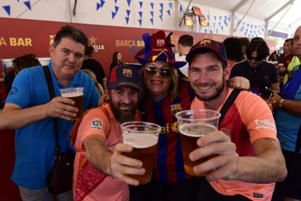 Hasta banderas de Honduras: El ambientazo previo a la final de la Copa del Rey en España&nbsp;&nbsp;
