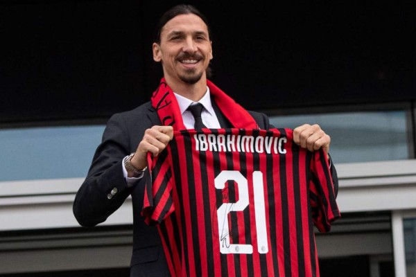 Ibrahimovic lanza un desafío a la afición del Milan: ''En caso contrario no jugaré''