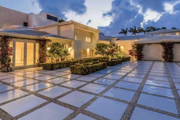 La 'casa maldita' de Shakira: Así es su ostentosa mansión en Miami que nadie quiere comprar