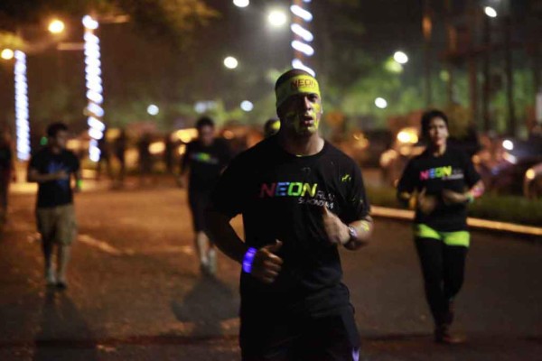 San Pedro Sula brilló con el 'Neo Run'