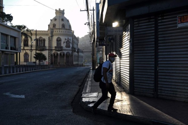 Con ciudades vacías y calles cerradas se vio Honduras por coronavirus