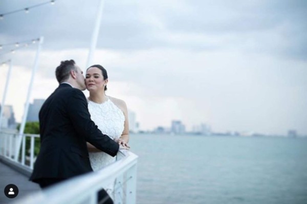 Así luce su embarazo la periodista hondureña Carmen Boquín en Estados Unidos