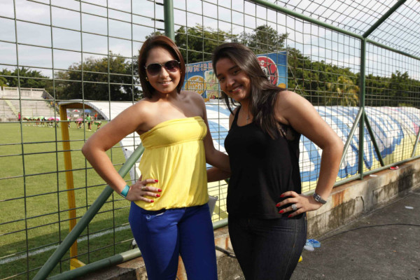 El ambiente en el clásico Marathón vs Real España