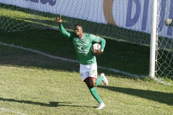 Fichajes Honduras: Óscar Salas y su probable futuro, DT hondureño al extranjero ¿Y Rubilio?