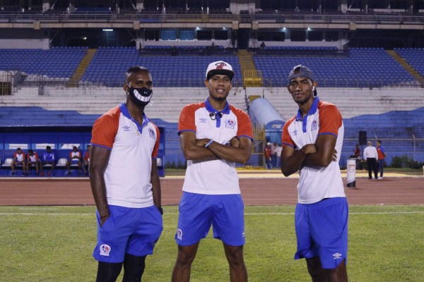 NO SE VIO: Beckeles enmascarado, Carlos Will de vuelta y los gestos de Troglio