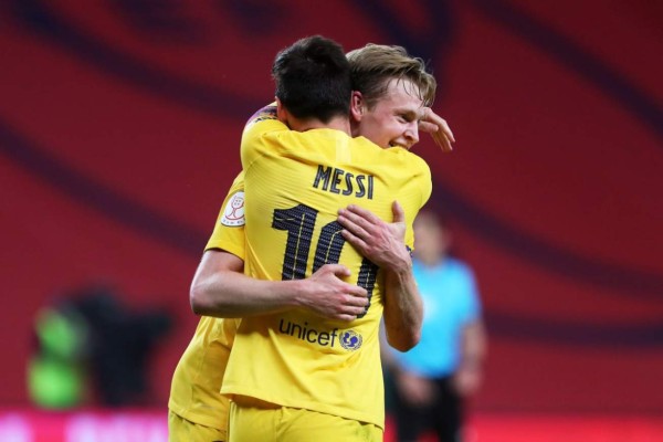 Piqué se roba el show, el mensaje del Real Madrid y... ¿Messi levanta la última Copa en el Barcelona?