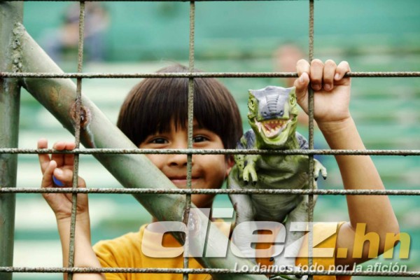 FOTOS: El bonito ambiente que se vivió en clásico Marathón-Motagua&nbsp;&nbsp;