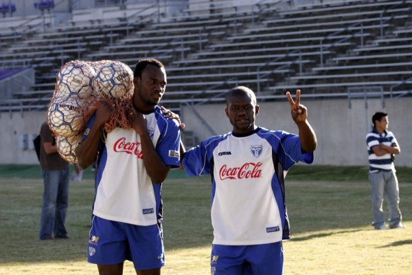 Los mejores futbolistas de la Selección de Honduras en la historia, según Kenneth Melado