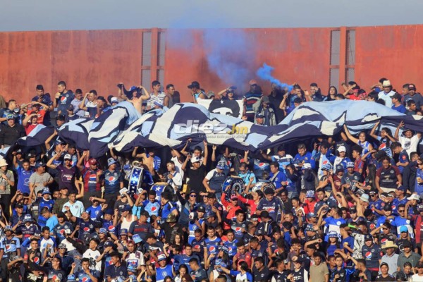 ¿Quién es la chica con la H en el pecho? El debut de Marcelo Canales y el radio de Diego