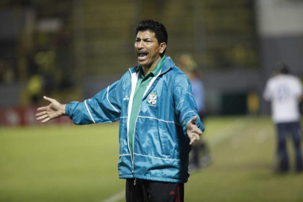 Chelato, inalcanzable y Diego se mete al Top 10: Los técnicos con más partidos dirigidos en Liga Nacional de Honduras