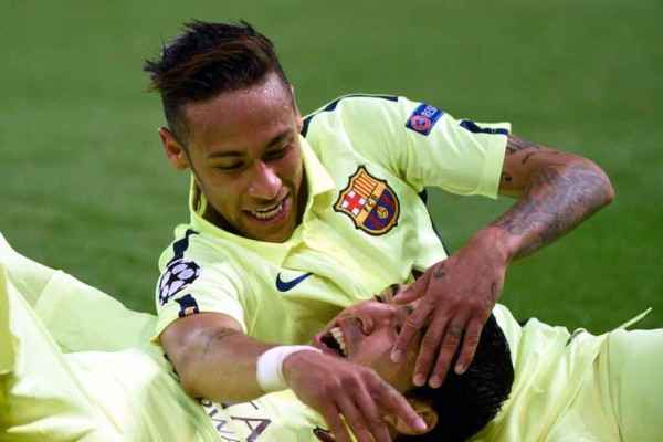 Barcelona venció 3-1 al PSG en París y tiene un pie en semifinales de la UEFA Champions League.