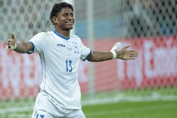 ¡Con tridente! El 11 ideal de Rubilio Castillo en la Selección Nacional de Honduras