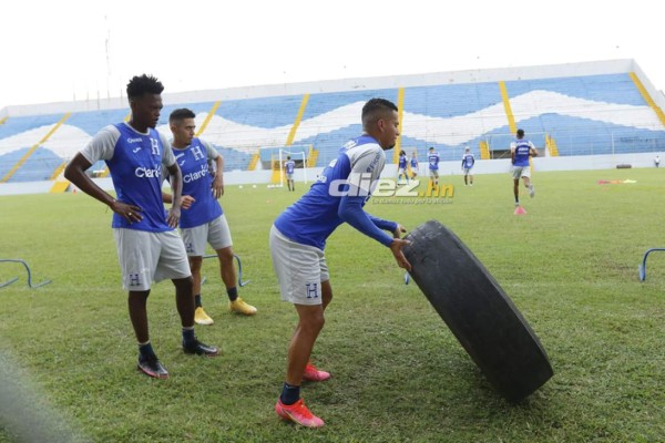¡La 'H' saca músculo! Crossfit, definición y camaradería en el entreno de la Selección de Honduras