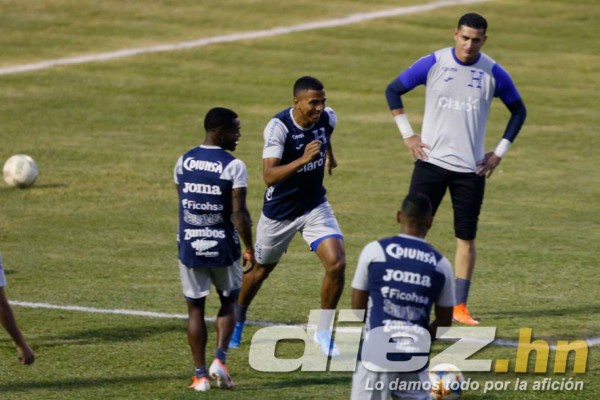 Risas y con un grupo pequeño: Así fue el primer entrenamiento de Honduras en San Pedro Sula