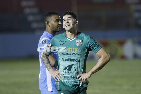 Curiosas: El manotazo de Palermo, Patón Mejía y la reacción de jugadores de UPN tras roja de Axel Gómez