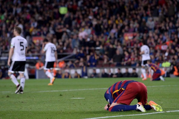 Las mejores imágenes de la derrota del Barcelona ante Valencia