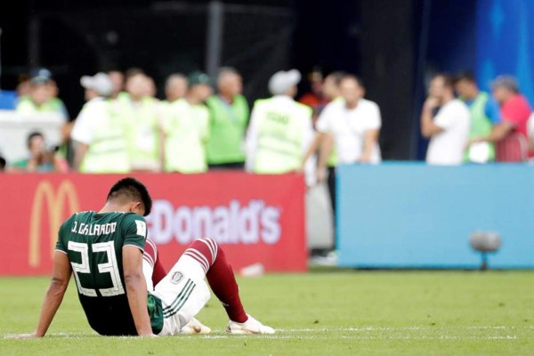 Las desgarradoras fotos de jugadores de México tras eliminación en Rusia 2018