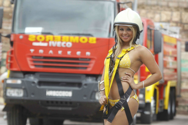 Las chicas de 180 grados de Diez.