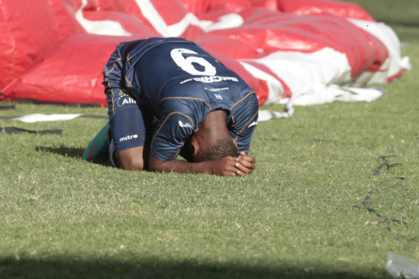 Olimpia se quedó con el clásico capitalino