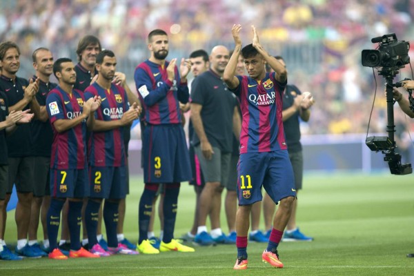 Barcelona aplasta al León y se queda con Trofeo Joan Gamper
