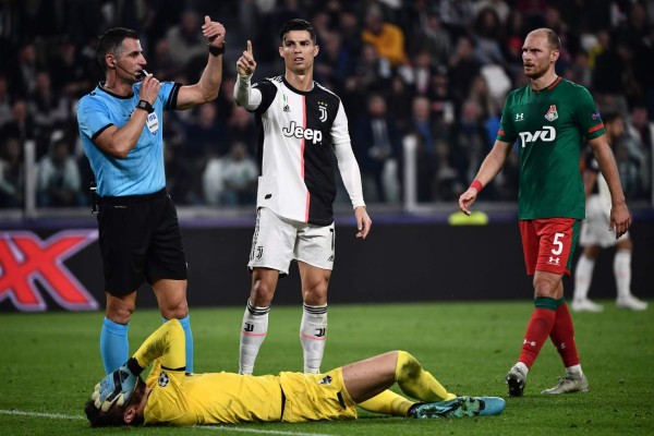 Keylor Navas con récord en el PSG, la 'voladora' de Cristiano y el show de Courtois en la Champions&nbsp;&nbsp;&nbsp;