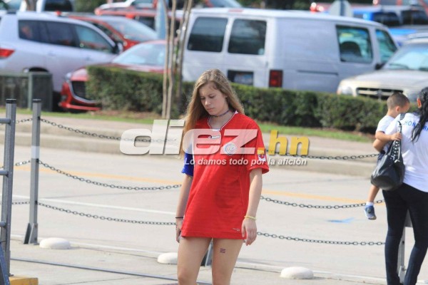 ¡Bellezas! Hondureñas y ticas se toman el BBVA Compass de Houston&nbsp;&nbsp;