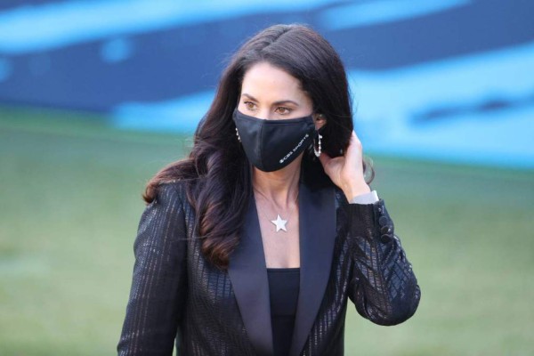 Fiesta en grande: Show en vivo de Shaquille O'Neal, las bellezas ¡y 25 mil espectadores en el Super Bowl LV!