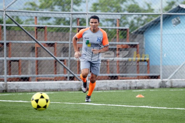 Así la pasa Julio 'Rambo' de León con Olancho FC de Liga de Ascenso