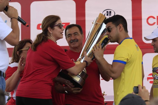 Espectacular jornada atlética en 40 Maratón Internacional de La Prensa