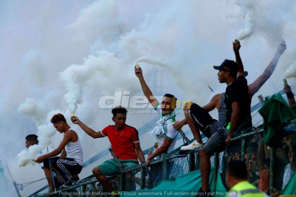NO SE VIO: Fulminados por el calor, polémica, patadas y la bella del puerto