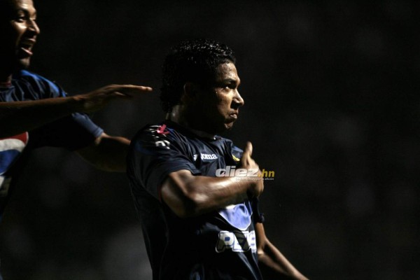 Las fotos que no habías visto de la final que le ganó Motagua a Saprissa en el Nacional