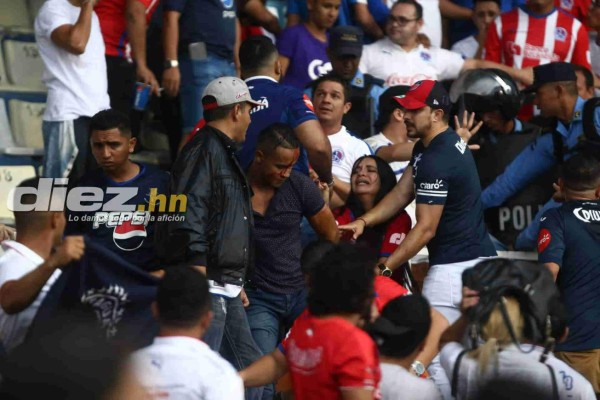 No se vio por TV: Pelea brutal en silla, olimpista en un mar de motaguas y la tristeza de Pereira