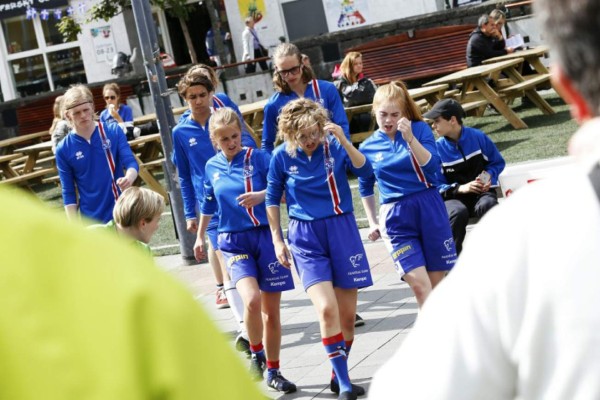 FOTOS: Locura en Islandia con el pase a cuartos de final