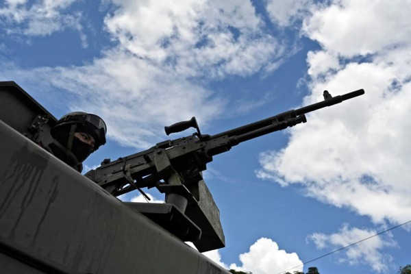 Parece guerra: Así arma Guatemala su frontera con Honduras para evitar entrada de inmigrantes