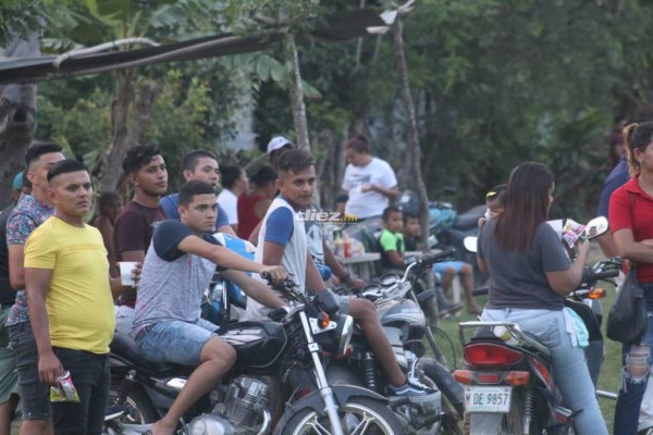 Rambo' de León se roba 'el show' en La Masica: entrenó a niños y dio palabras motivacionales