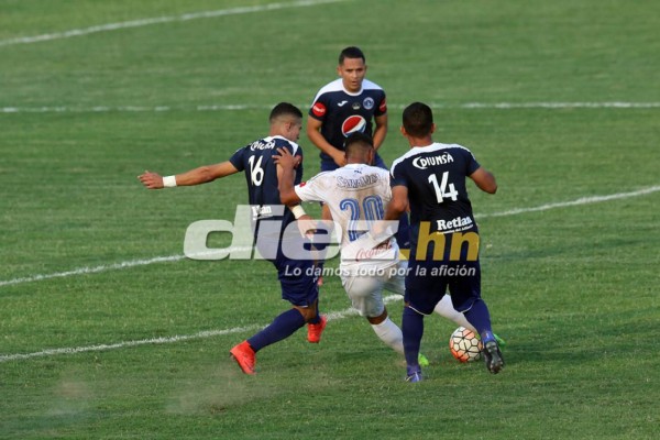 ¡Clásico ardiente! Las imágenes que no mostró la TV del Motagua-Olimpia