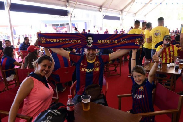 Hasta banderas de Honduras: El ambientazo previo a la final de la Copa del Rey en España&nbsp;&nbsp;