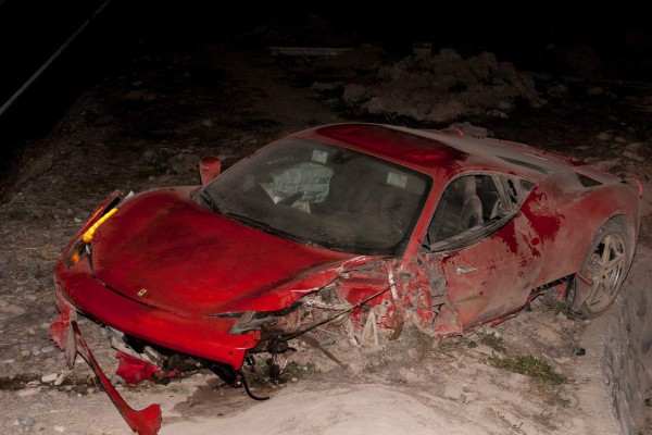 FOTOGALERÍA: El Ferrari que destrozó Arturo Vidal en Chile
