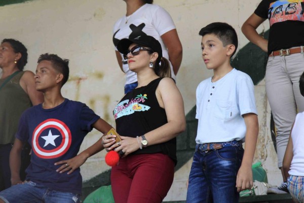 ¡AMBIENTAZO! La multitud que acompaña a los equipos en el Ascenso