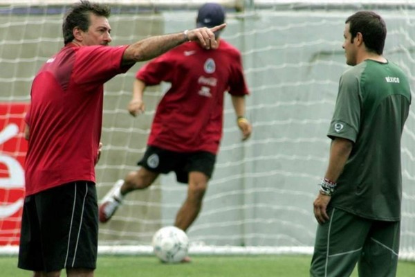 Jugadores y técnicos conflictivos que se han peleado