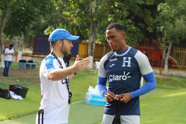 Viernes intenso para la H: trabajo de gimnasio, cancha y el arribo de un legionario a la concentración