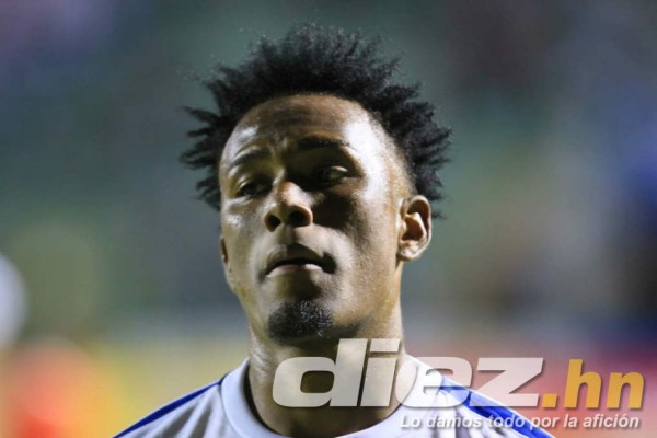 No se vio en TV: La bronca de Rubilio Castillo en camerinos y la frustración del Olimpia