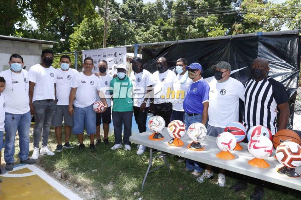 ¡Selfies, autógrafos y alegría! Las postales de la visita de Alberth Elis a la colonia Suyapa en Chamelecón