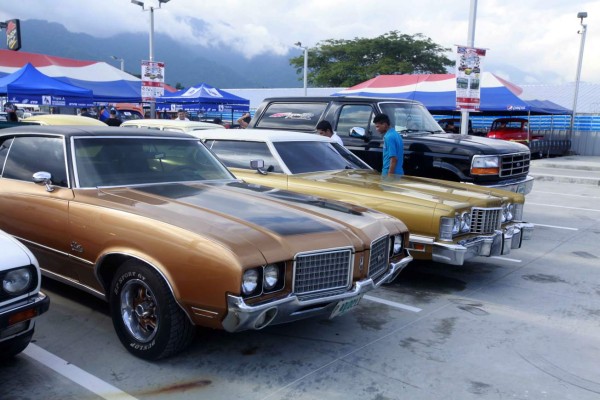 Exhibición de autos clásicos